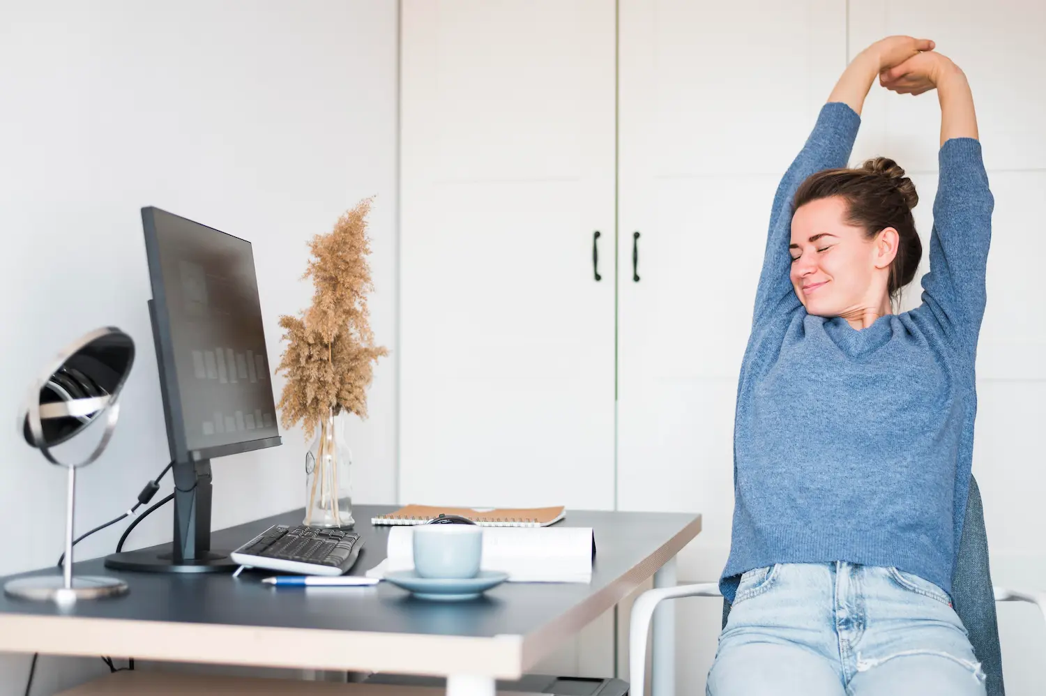 Desk and Stretch hero image